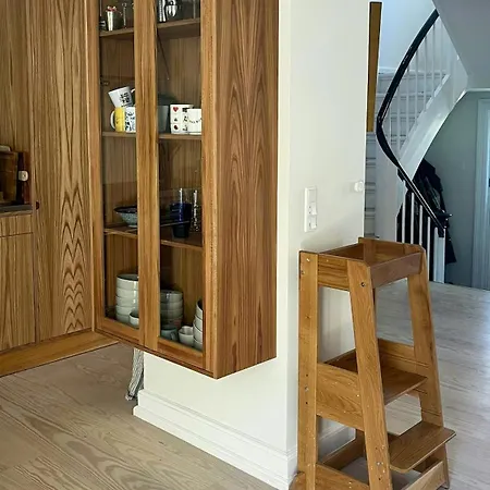 Townhouse Near And Metro In Osterbro 펜션
